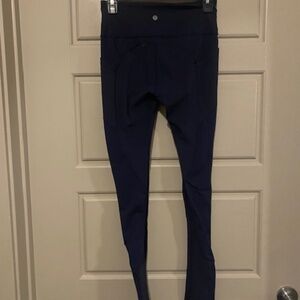 NAVY Luxtreme Leggings 28inch -Size 6